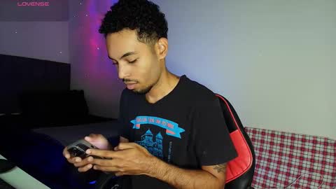 IG  online show from March 8, 1:04 pm