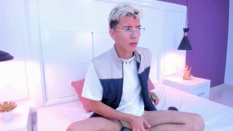 COLLEMAN online show from January 30, 11:44 am