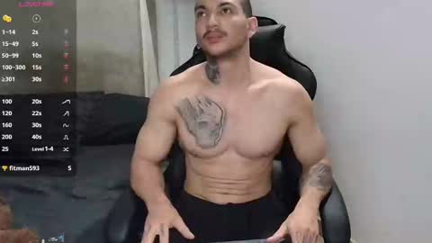 Snapshot of colombianmuscle8 chatting on January 9, 4:08 am colombianmuscle8 online show from January 9, 4:08 am