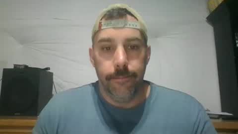 Just me online show from February 4, 4:08 pm