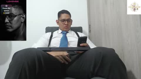 coltonmassif_ online show from March 24, 8:41 am