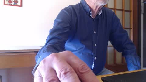 comemivuoi2 online show from April 15, 8:58 am