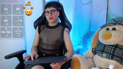 Connor   online show from June 24, 8:22 pm