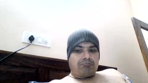 Cool Breeze09 online show from February 5, 11:50 am