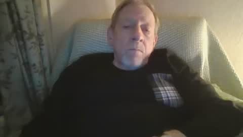 courieral1 online show from February 12, 7:31 pm