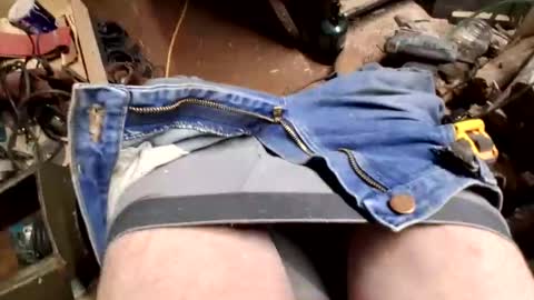 Snapshot of cowboywantsfuckbuddy chatting on October 28, 5:32 am cowboywantsfuckbuddy online show from October 28, 5:32 am