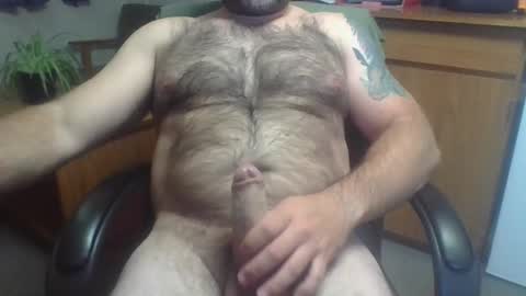 Snapshot of cpt_hairy chatting on September 10, 11:14 pm Cpt hairy online show from September 10, 11:14 pm
