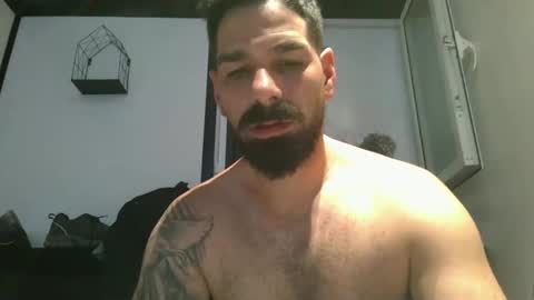 Snapshot of crazycouple1011 chatting on February 4, 11:06 pm funcouple online show from February 4, 11:06 pm