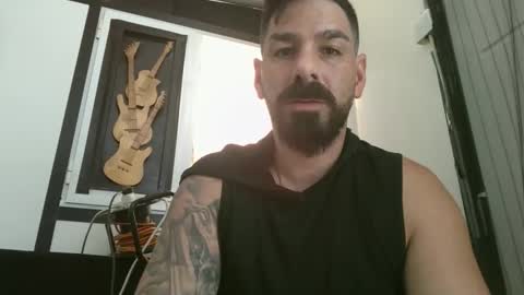 Snapshot of crazycouple1011 chatting on September 11, 8:57 am funcouple online show from September 11, 8:57 am