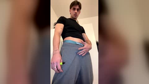 crazydickboy3 online show from March 31, 4:31 pm