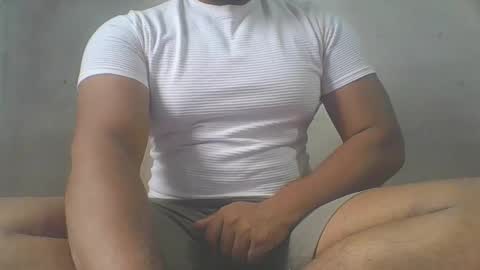 crazzy_booy online show from November 3, 3:43 am