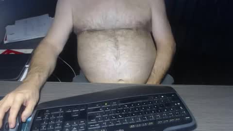 Creamormilk online show from November 5, 8:00 pm