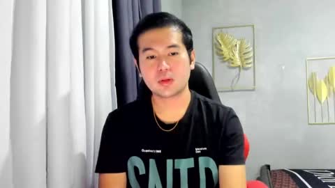 Snapshot of creamynow chatting on January 13, 11:19 am BareCreamyCum online show from January 13, 11:19 am