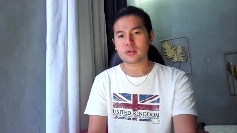 Snapshot of creamynow chatting on January 5, 8:11 am BareCreamyCum online show from January 5, 8:11 am