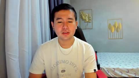 Snapshot of creamynow chatting on February 3, 6:02 am BareCreamyCum online show from February 3, 6:02 am