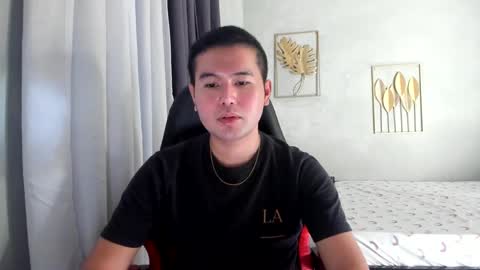 Snapshot of creamynow chatting on February 2, 8:46 am BareCreamyCum online show from February 2, 8:46 am