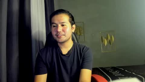 Snapshot of creamynow chatting on December 29, 4:38 am BareCreamyCum online show from December 29, 4:38 am