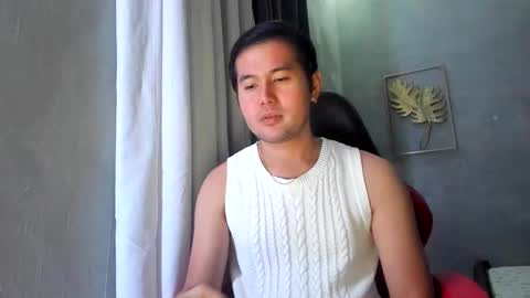 Snapshot of creamynow chatting on January 5, 6:13 pm BareCreamyCum online show from January 5, 6:13 pm