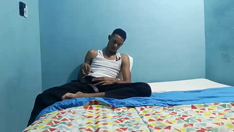 crishot1125 online show from February 5, 1:45 am