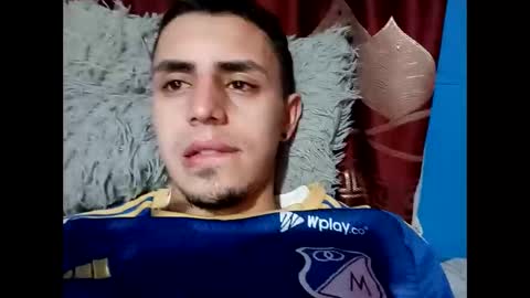 Snapshot of cristianramod138 chatting on October 31, 3:52 am cristianramod138 online show from October 31, 3:52 am