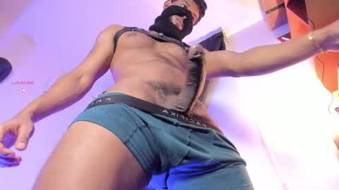 Criston online show from March 10, 9:10 pm