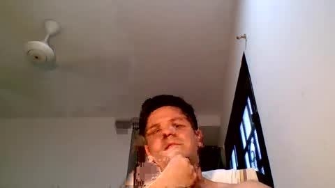 cristopher3042 online show from July 2, 10:49 pm