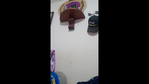 cristopher_alvez_ online show from May 18, 11:31 pm