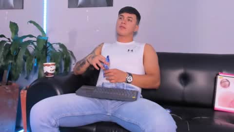 Cristopher online show from February 27, 1:49 pm