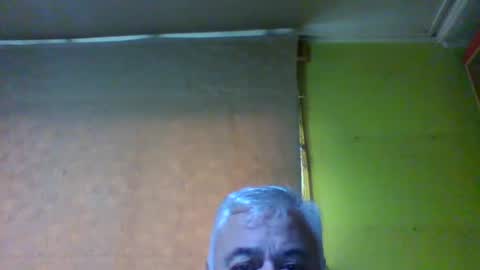 crmperez online show from June 28, 7:53 pm