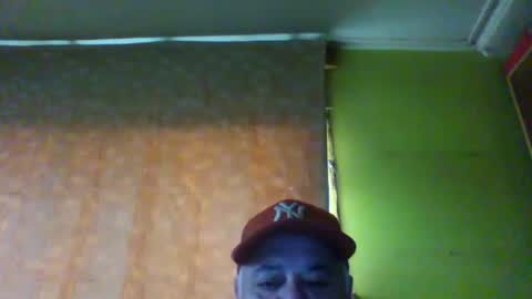 crmperez online show from January 12, 9:19 pm