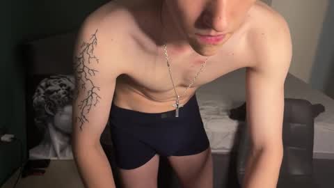 cronck52 online show from November 18, 8:34 pm