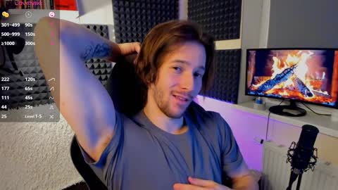 Crys online show from January 1, 8:47 pm