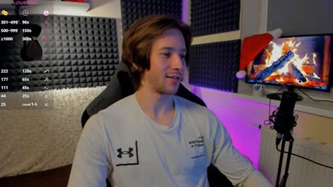 Crys online show from December 25, 8:28 pm