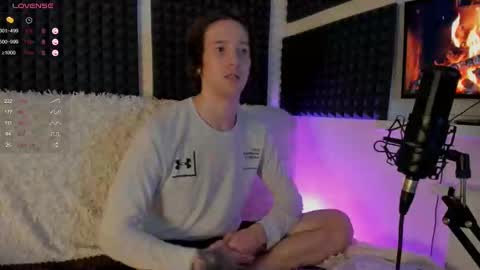 Crys online show from December 8, 8:58 pm