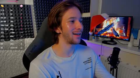 Crys online show from December 30, 8:25 pm