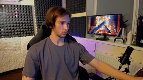 Crys online show from December 16, 9:41 pm