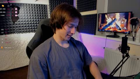 Crys online show from December 18, 7:52 pm