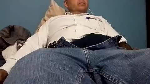 Snapshot of cumbian_chero chatting on February 17, 11:20 pm cumbian_chero online show from February 17, 11:20 pm