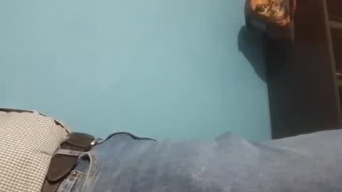 Snapshot of cumbian_chero chatting on February 27, 11:37 pm cumbian_chero online show from February 27, 11:37 pm