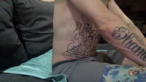 Snapshot of cumonover420 chatting on February 18, 2:16 am cumonover420 online show from February 18, 2:16 am