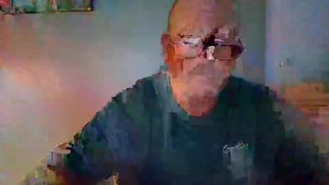 Snapshot of cumsalot55797187 chatting on February 21, 4:29 am cumsalot55797187 online show from February 21, 4:29 am