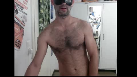 Snapshot of cumshow_x chatting on October 24, 10:11 pm Cumshow online show from October 24, 10:11 pm