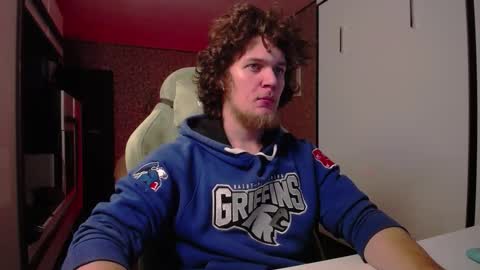 Snapshot of cumzan_ chatting on September 23, 1:05 am Tarzan online show from September 23, 1:05 am