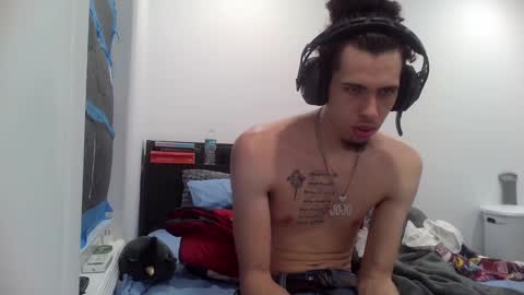 curlyandmixed online show from December 17, 11:49 pm