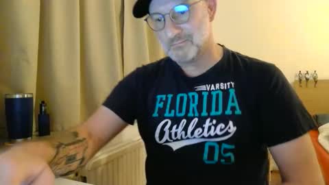 Curman85 online show from February 13, 1:01 am