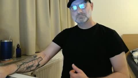 Curman85 online show from April 3, 10:50 pm