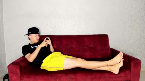 Snapshot of cute_boys18 chatting on February 25, 12:55 pm ARTURO-18 MATIAS-18 NIKOLAY-19 HADES-18 GABO-19 online show from February 25, 12:55 pm