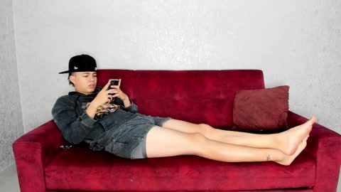 Snapshot of cute_boys18 chatting on February 26, 1:41 pm ARTURO-18 MATIAS-18 NIKOLAY-19 HADES-18 GABO-19 online show from February 26, 1:41 pm