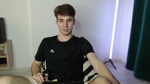 Im Brian online show from November 9, 4:44 pm