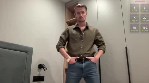 Snapshot of cute_skywalker chatting on October 2, 4:22 pm cute_skywalker online show from October 2, 4:22 pm